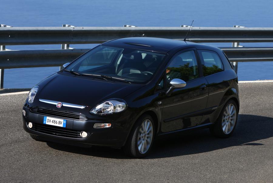  Fiat Punto Evo 2009 года  (фото 32 из 45)